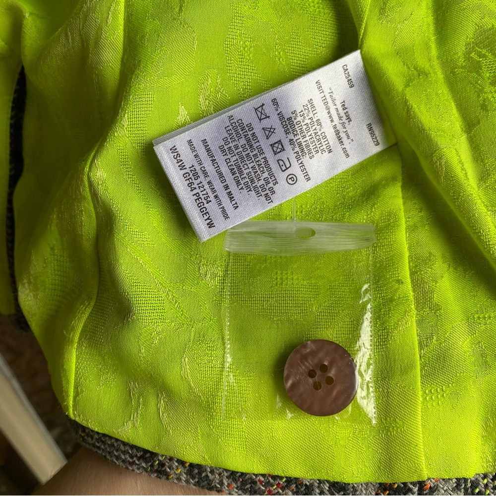 NWOT Ted Baker London Plaid Woven Waistcoat/ Vest w Moustache Pin & Green Lining - Picture 6 of 7